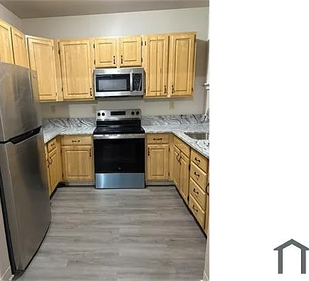 2 bed, 1000 sqft, $1,700 — Photo 1