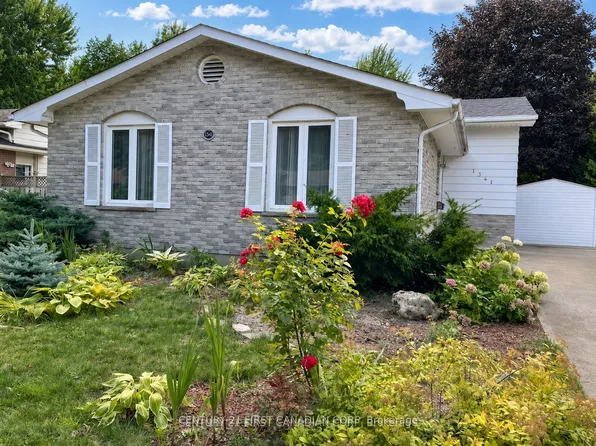 1341 Aldersbrook Rd, London, ON N6G 3J1