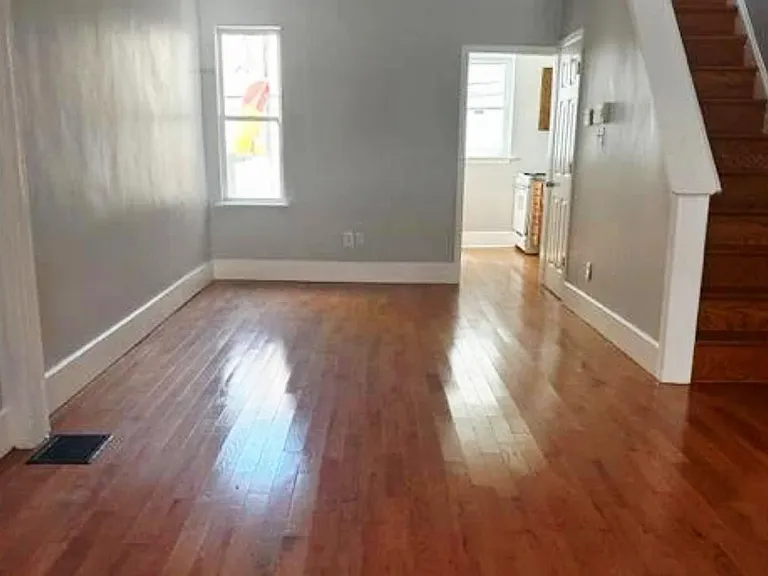 2517 S Mildred St — Photo 1
