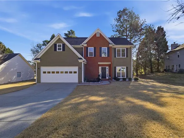 3423 Cascade Ive Dr, Buford, GA 30519