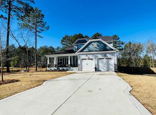 862 Winston Pines Dr, Aberdeen, NC 28315
