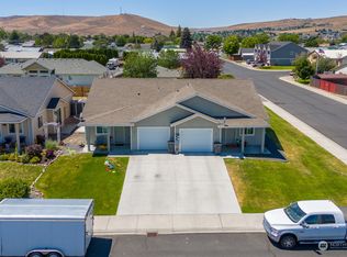 3 & 5 Linda Ridge Loop NE, Ephrata, WA 98823