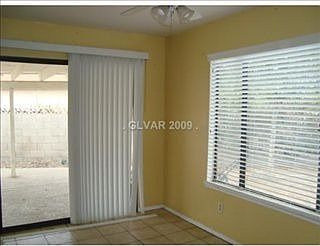 4th image of 1736 Neptune Dr