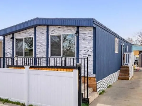 3300 15th St W Space 383, Rosamond, CA 93560