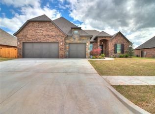 13304 NW 6th St, Yukon, OK 73099