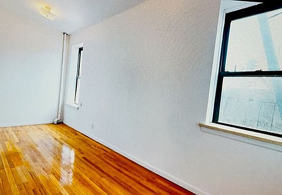 2nd image of 219 Avenue A #7