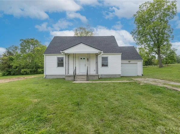 2976 Arthur Rd, Springfield, OH 45502