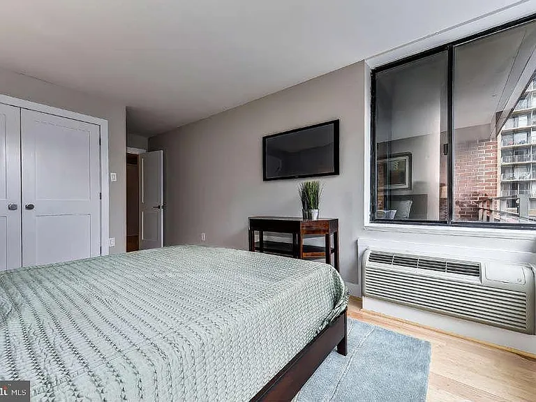 2141 Washington Cir NW #P-205 — Photo 22