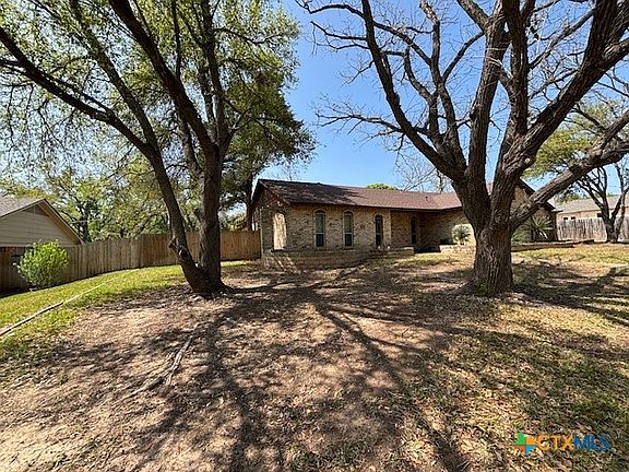 2nd image of 4206 Dove Ln