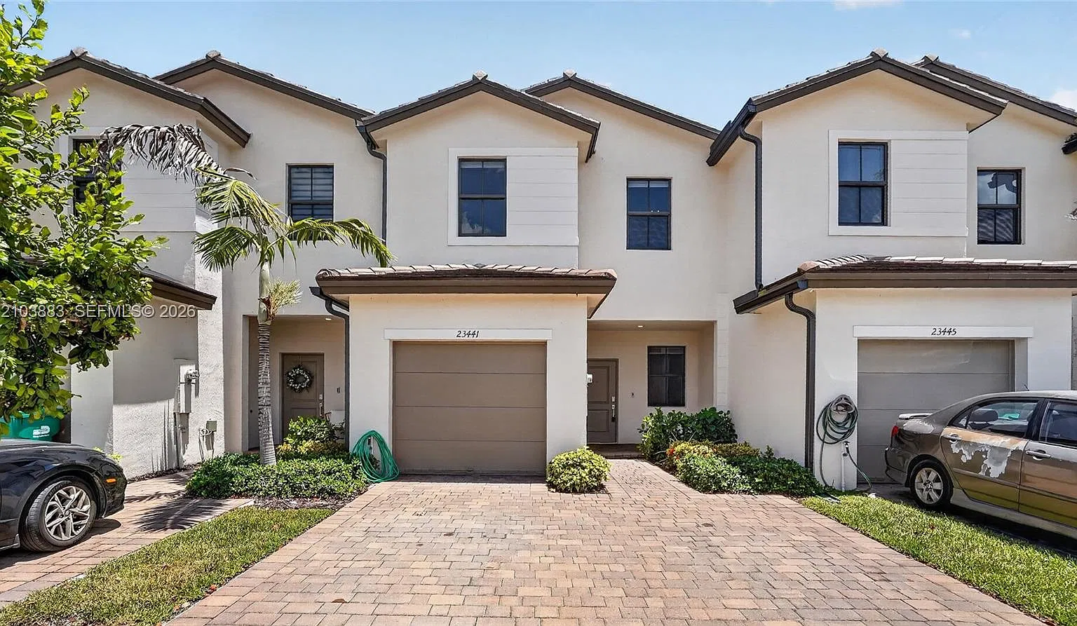 3 bed, 2.5 bath, 1331 sqft, $2,800 — Photo 1