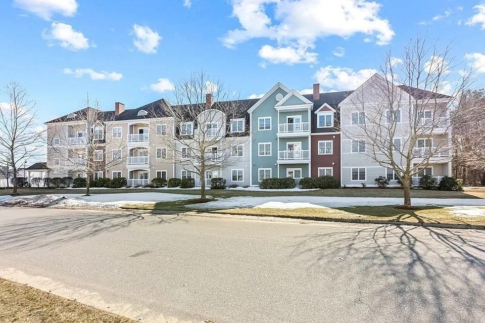 1st image of 5 Woodman Way #308B