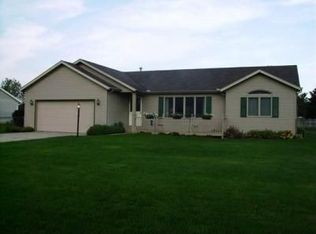 23133 Montrose Park Dr S, Elkhart, IN 46514