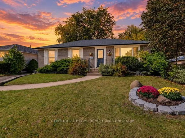 2 Alderbury Cres, Brampton, ON L6T 1P6