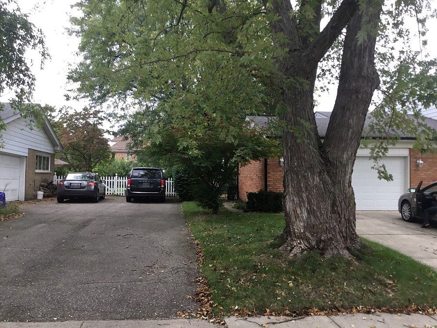 2nd image of 26062 Ivanhoe