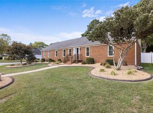 600 Rathwell Ct N, Chesapeake, VA 23322