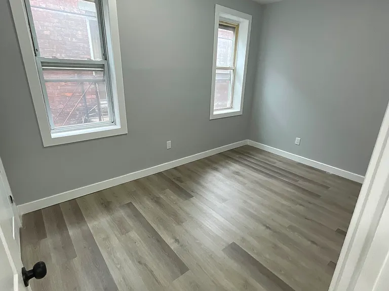 113 Elizabeth Ave #3C — Photo 6
