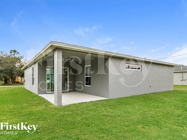 1257 SW Century Ave — Photo 14
