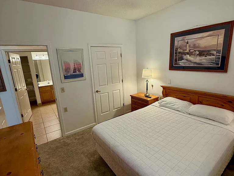 555 Highland Dr #115 — Photo 10