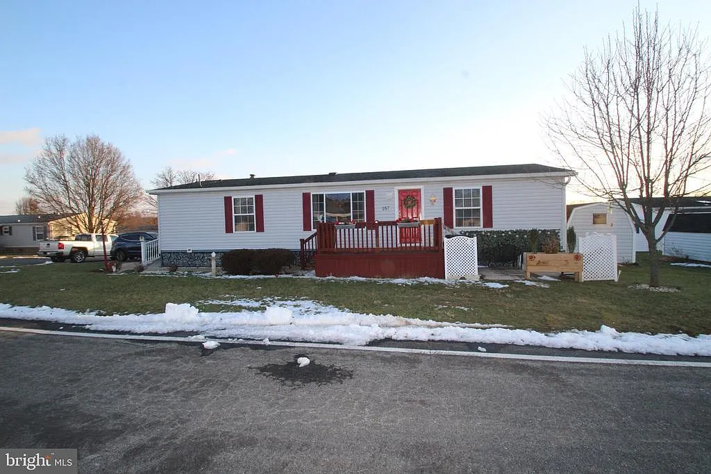 107 Sunningdale Ct S photo 1