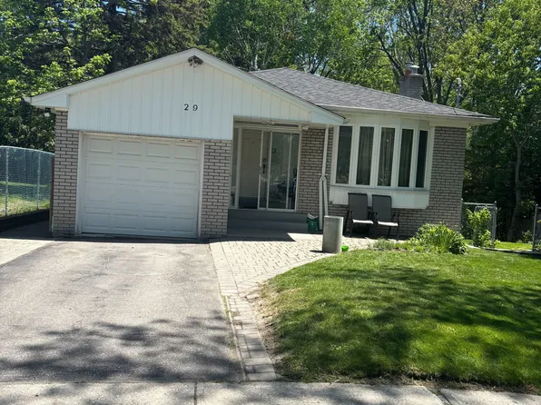 29 Ravenview Dr #Basement, Toronto, ON M1E 3L9