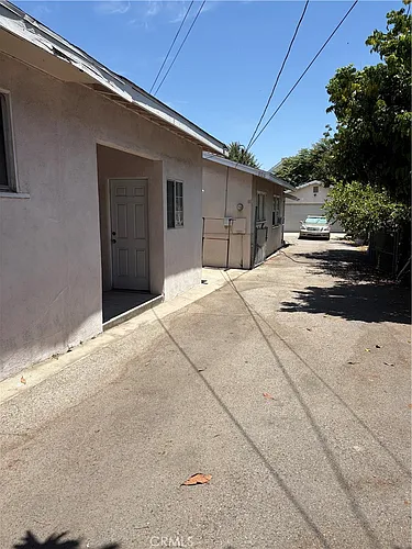 806 S Chapel Ave Photo 1