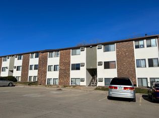 914 Benton Dr APT 14, Iowa City, IA 52246