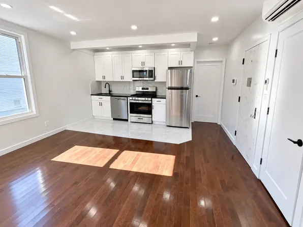 707 Summer Ave #1, Newark, NJ 07104