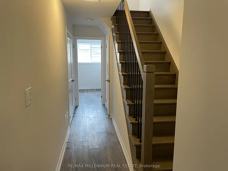 51 Sparrow Ave #24 — Photo 2