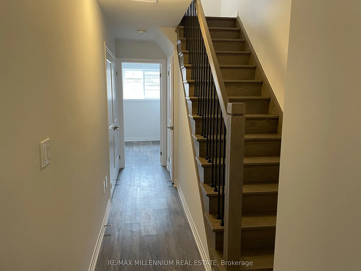 Building Photo - 51 Sparrow Ave #24