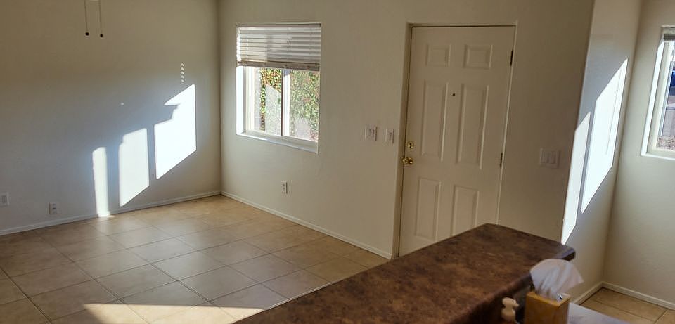 Entry/Family Room