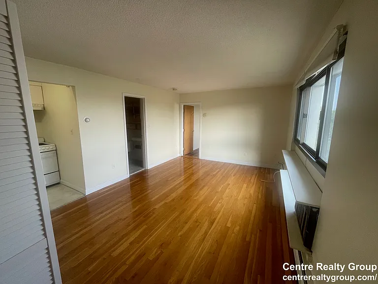 77 Trowbridge St #71 — Photo 1