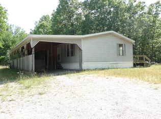 8049 E 104th St, Howard City, MI 49329