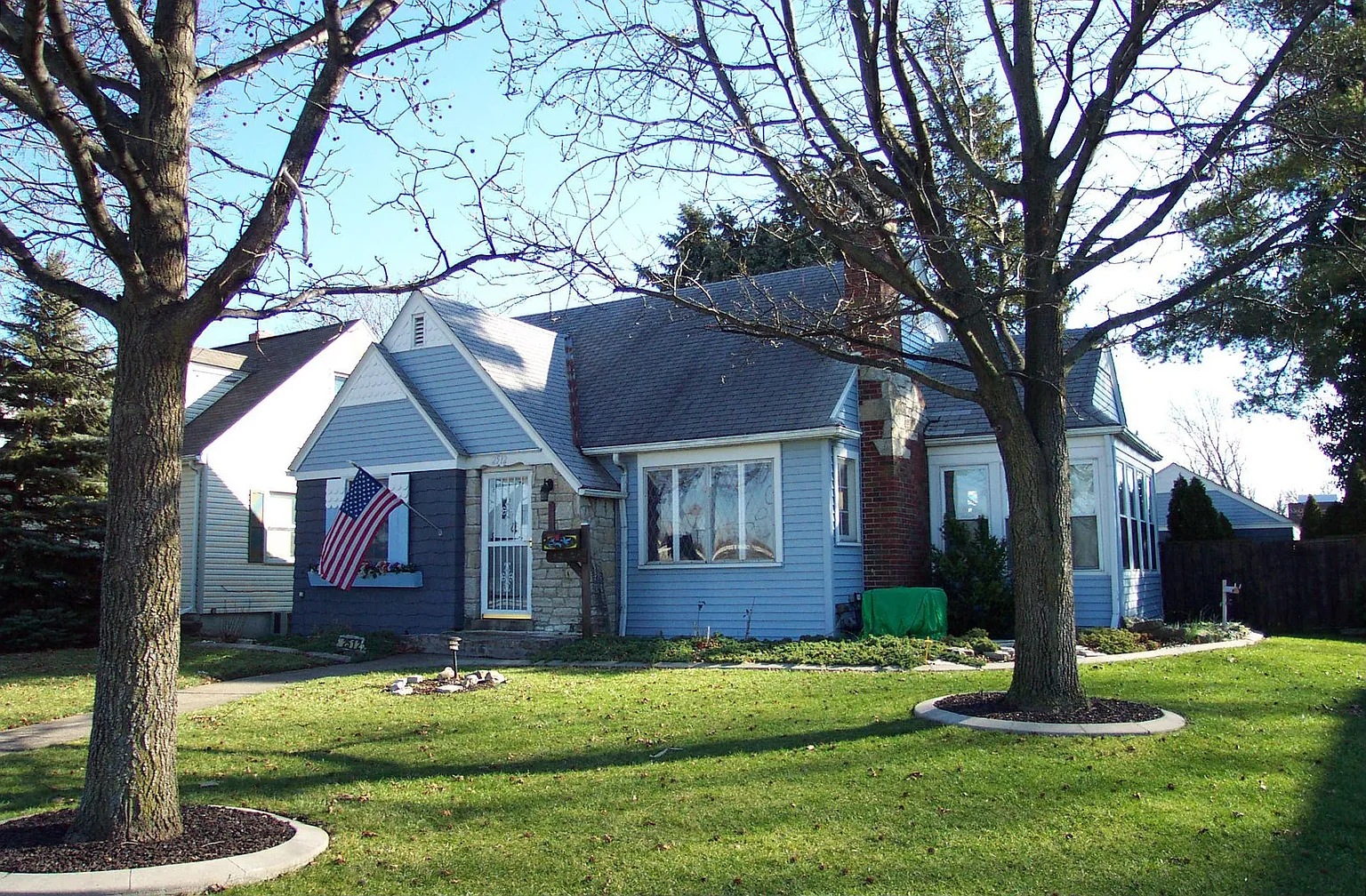 2512 Tytus Ave photo 1