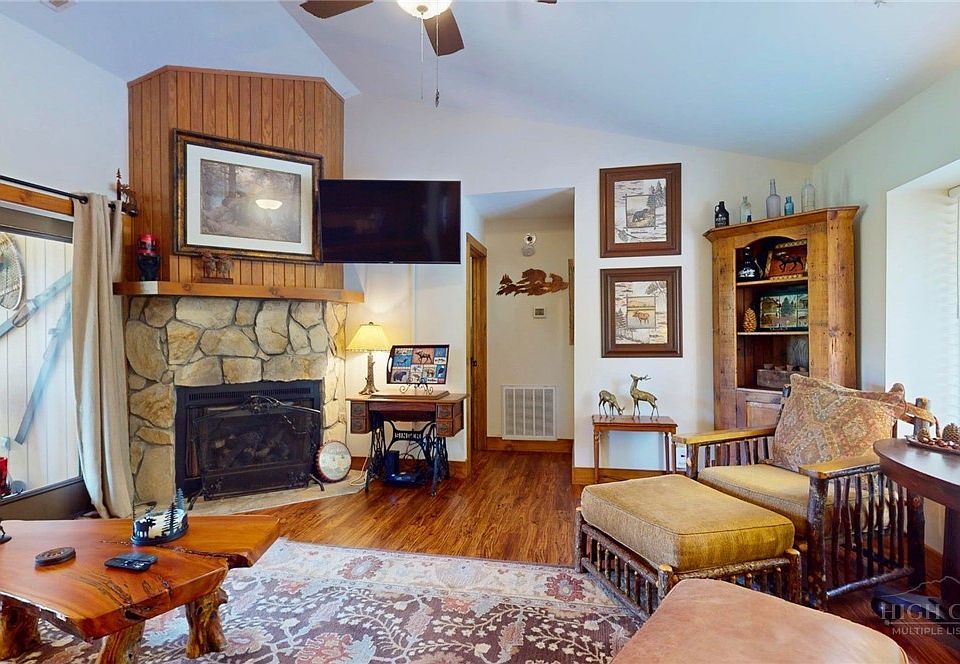 1st image of 250 Ridgeview Road #4-3