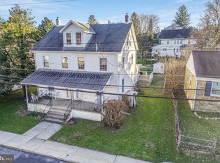 122 Walnut St, West Grove, PA 19390