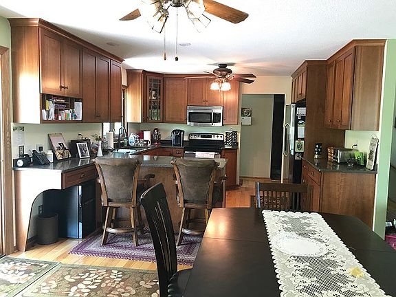 4th image of 2551 Sandalot Ln