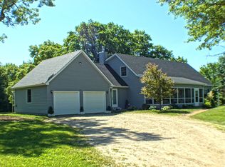 3906 Paulson Rd, Harvard, IL 60033