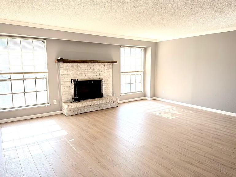 3855 S Monaco Street Pkwy #266 — Photo 2