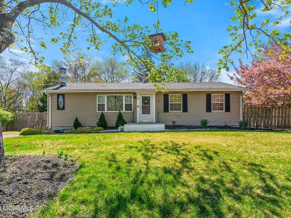 29 Dawn Cypress Lane, Jackson, NJ 08527
