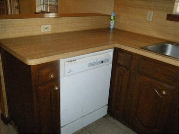 4th image of 4315 Thunder Bay Dr