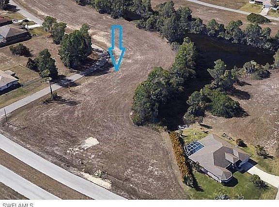 2nd image of 2323 NE 41st Lane Cpe