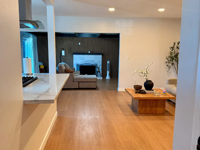El Caney Dr — Photo 9