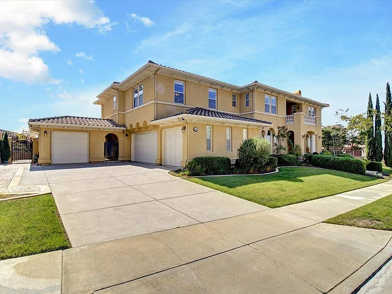 1852 Saddle Park Pl — Photo 3