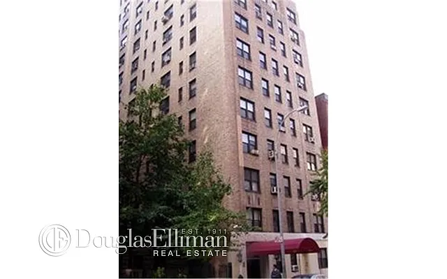 Sold by Douglas Elliman | media 21