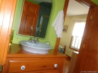 25 Carroll Ave, Tuckerton, NJ 08087