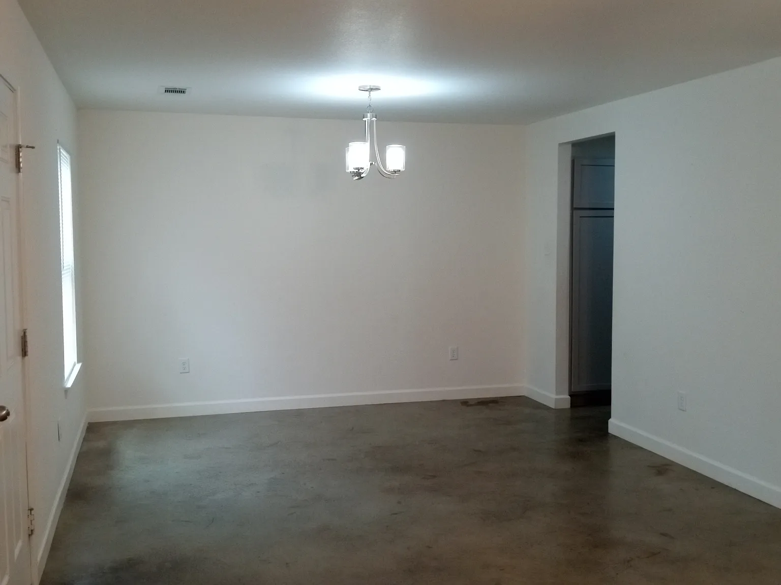 8 Tupelo Street - A — Photo 3