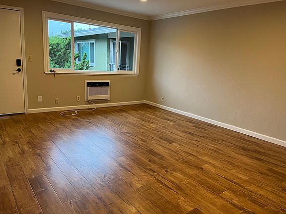 3rd image of 3741 Peacock Ct APT 2