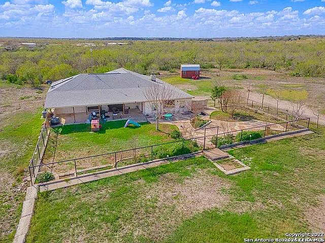 361 Private Road 4619 — Photo 27