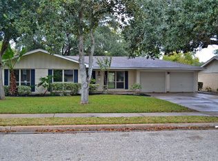 204 Avalon Dr, Victoria, TX 77901