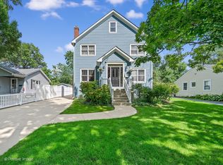 217 S Summit St, Wheaton, IL 60187